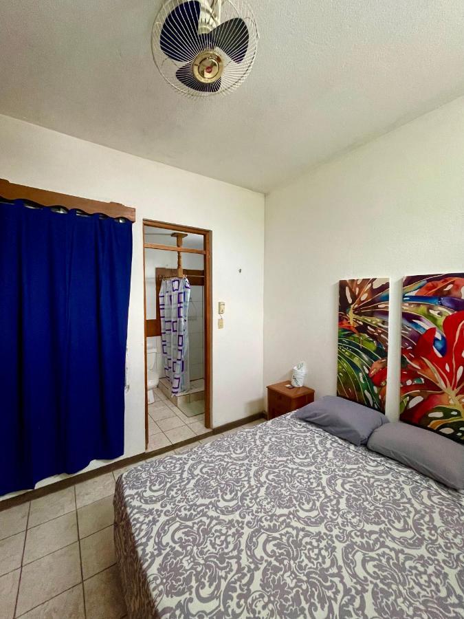 Hostal Inn 1 ฟลอเรส ภายนอก รูปภาพ