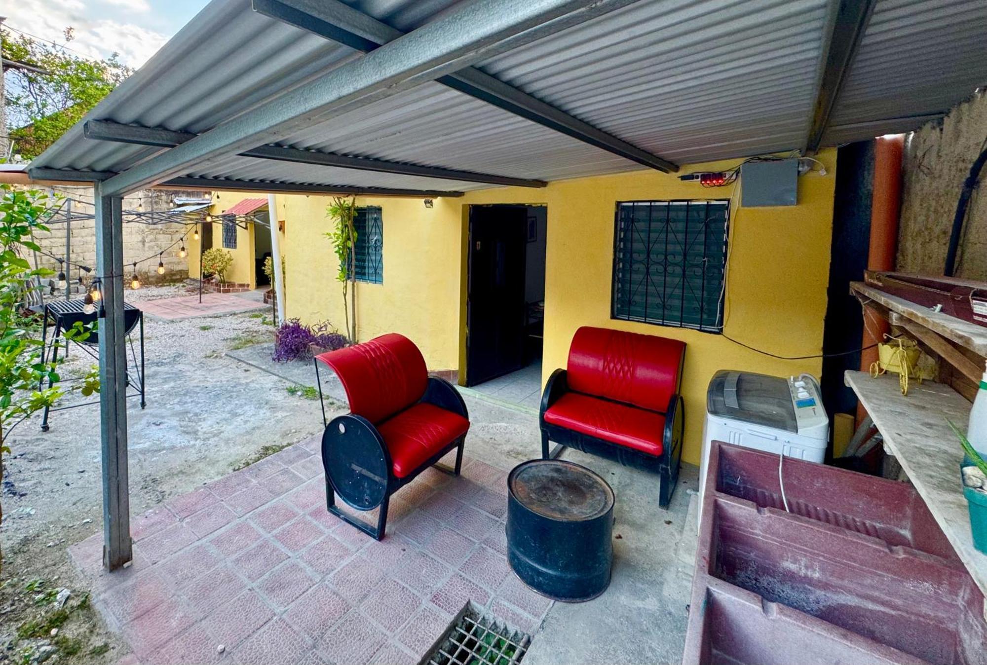 Hostal Inn 1 ฟลอเรส ภายนอก รูปภาพ