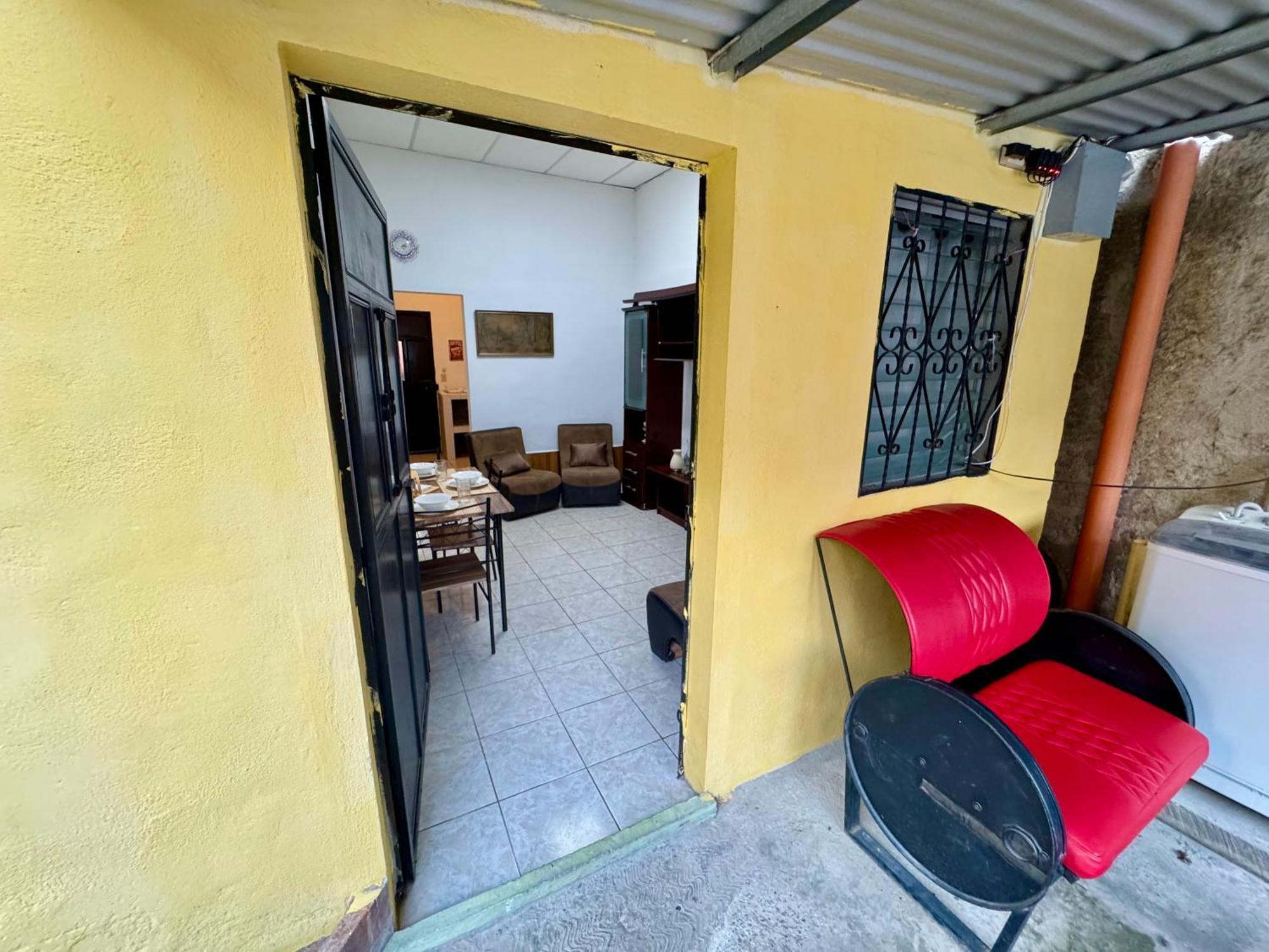 Hostal Inn 1 ฟลอเรส ภายนอก รูปภาพ